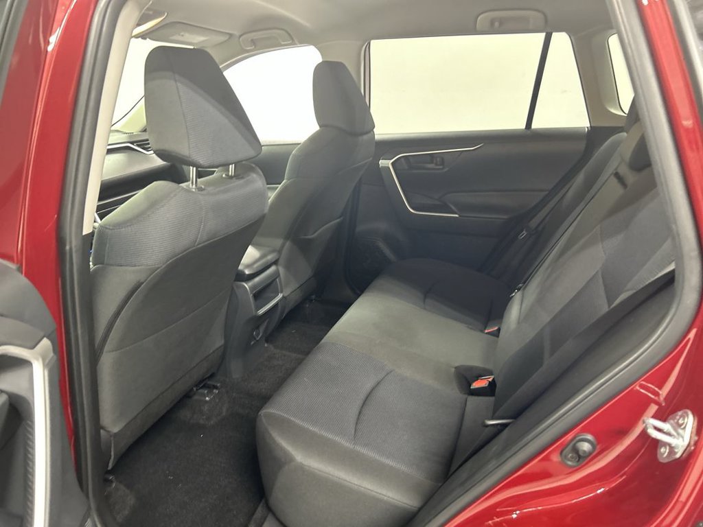 Used 2019 Toyota RAV4 LE w/ All Weather Liner Package AWD/4WD image 19
