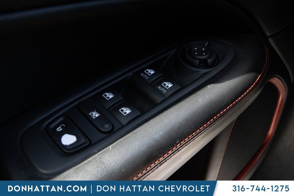 Used 2018 Jeep Compass Trailhawk w/ Cold Weather Group AWD/4WD image 14