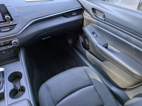 Used 2023 Nissan Altima 2.5 S image 16