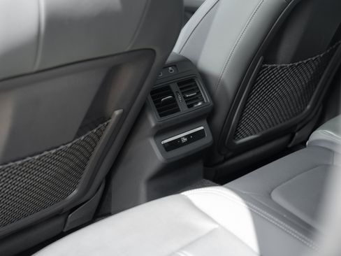 Certified 2025 Audi Q5 Premium w/ Premium Plus AWD/4WD image 27