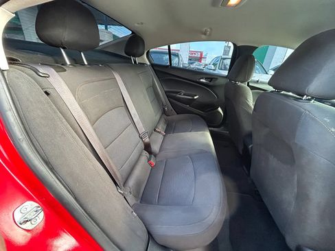 Used 2017 Chevrolet Cruze LS FWD image 18