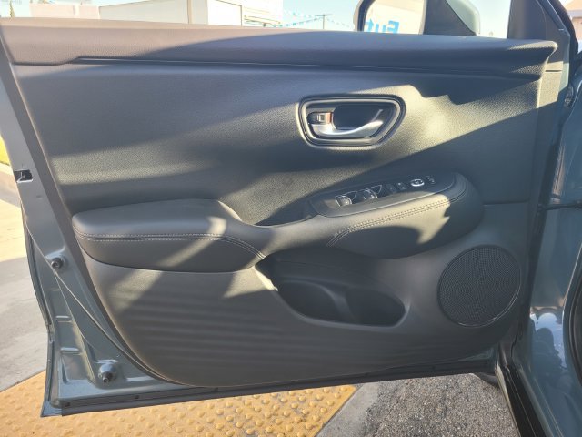 New 2027 Honda HR-V EX-L image 7
