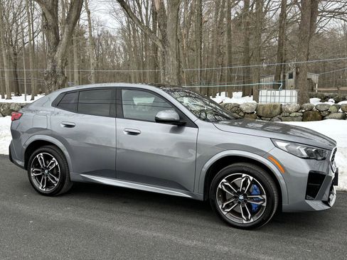 Used 2025 BMW X2 xDrive28i image 21