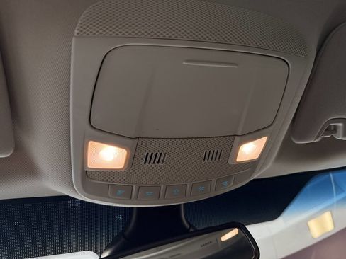 Used 2022 Ford Edge Titanium image 57