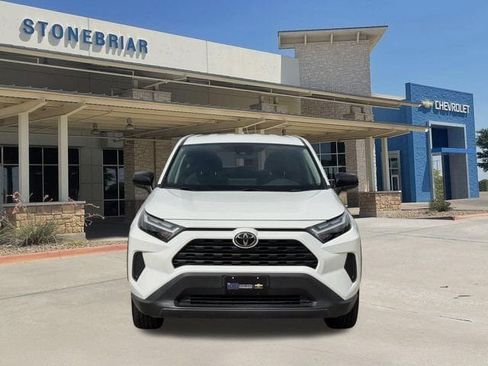 Used 2024 Toyota RAV4 LE AWD/4WD image 10