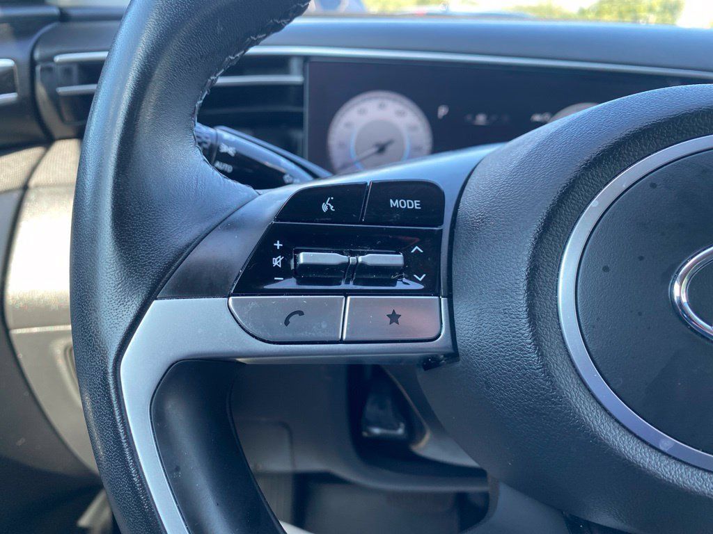 Certified 2024 Hyundai Tucson SEL w/ Convenience Package FWD image 21