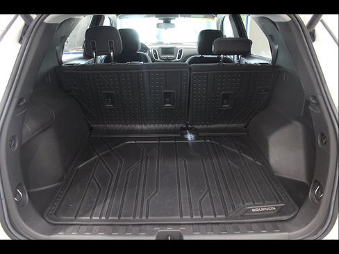 Used 2020 Chevrolet Equinox LT AWD/4WD image 19