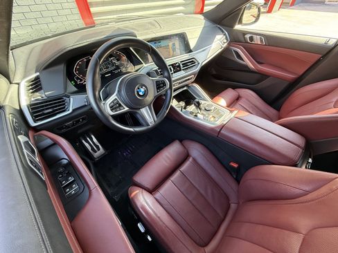 Used 2022 BMW X6 xDrive40i w/ M Sport Package image 16