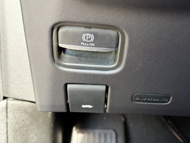 Used 2022 Jeep Grand Cherokee Summit AWD/4WD image 47