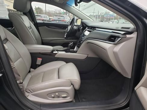 Used 2013 Cadillac XTS Luxury w/ Driver Awareness Package image 17