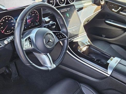 Used 2024 Mercedes-Benz GLC 300 image 10