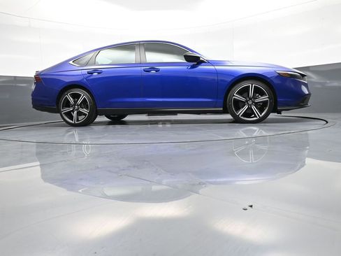 Used 2024 Honda Accord Sport image 28