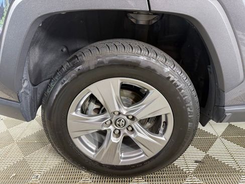 Used 2024 Toyota RAV4 XLE FWD image 16