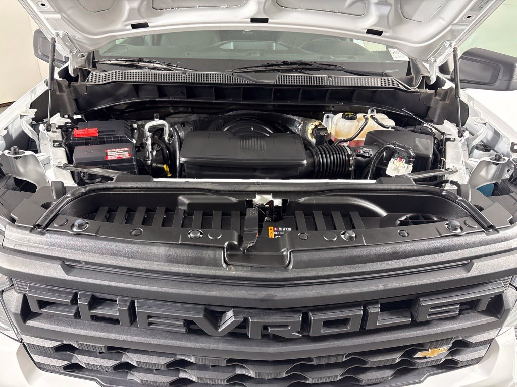 Used 2025 Chevrolet Silverado 1500 W/T RWD image 31