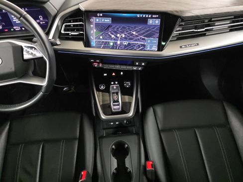 Used 2023 Audi Q4 e-tron Prestige AWD/4WD image 11