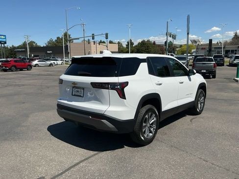 New 2026 Chevrolet Equinox LT AWD/4WD image 3