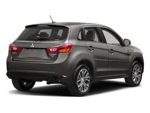 Used 2017 Mitsubishi Outlander Sport ES FWD image 2