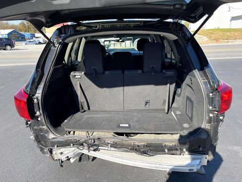 Used 2019 Nissan Pathfinder S image 13