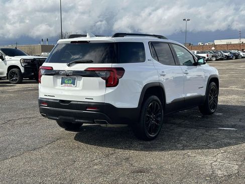 Certified 2023 GMC Acadia SLT w/ Elevation Edition image 4