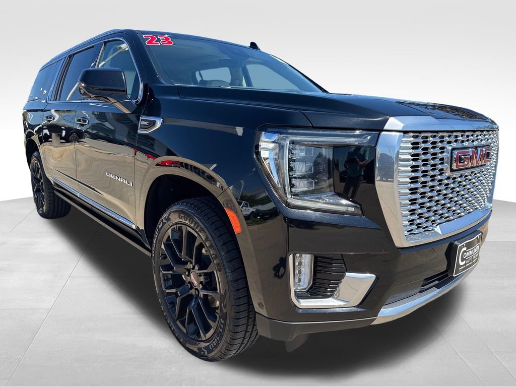 Certified 2023 GMC Yukon XL Denali w/ Denali Reserve Package AWD/4WD image 8