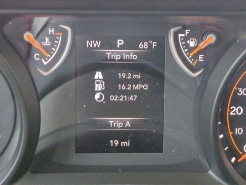 New 2026 Jeep Gladiator Sport image 11