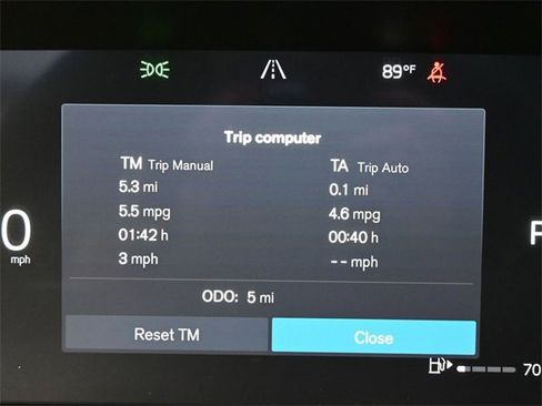 New 2026 Volvo XC40 B5 Core w/ Climate Package image 25