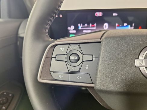 Used 2026 Nissan Sentra SV w/ SV Convenience Package FWD image 21