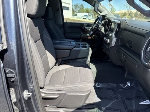 Used 2021 GMC Sierra 1500 SLE image 33