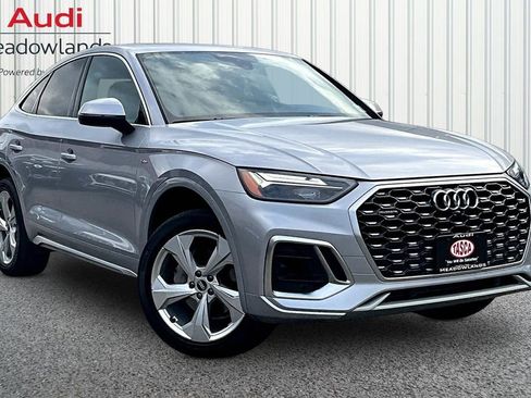 Used 2023 Audi Q5 2.0T Premium w/ Convenience Package image 3