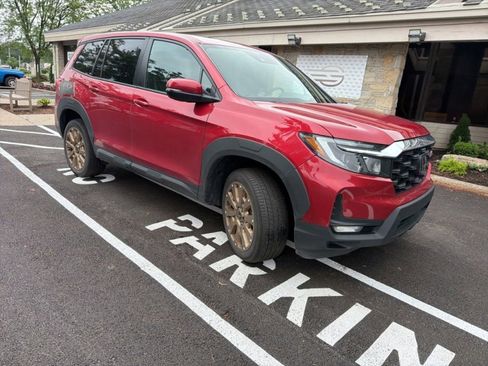 Used 2023 Honda Passport EX-L image 6