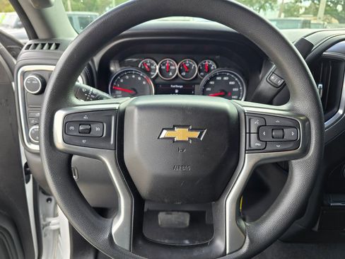 Used 2020 Chevrolet Silverado 1500 LT image 19
