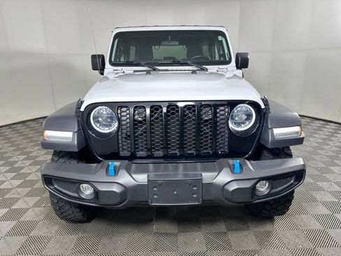 Used 2023 Jeep Wrangler Unlimited w/ Cold Weather Group image 8