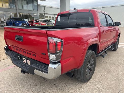 Used 2022 Toyota Tacoma SR5 image 4
