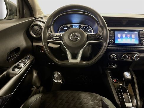Used 2021 Nissan Kicks S image 25