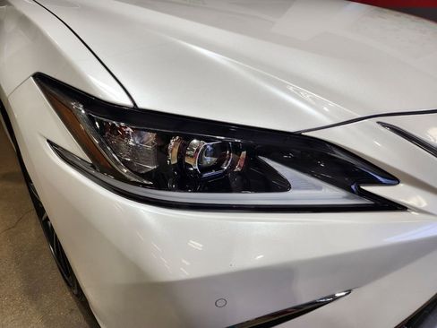 Used 2023 Lexus ES 300h image 48