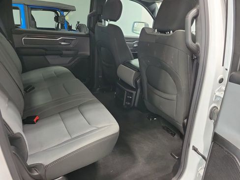 Used 2022 RAM 1500 Big Horn AWD/4WD image 12