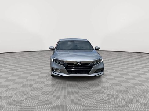 Used 2019 Honda Accord Sport image 3