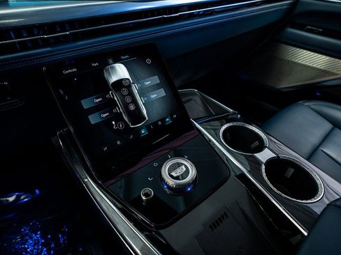 Used 2025 Cadillac Escalade IQ Luxury 2 image 53