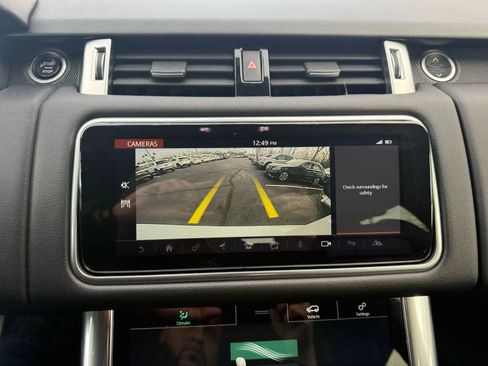 Used 2019 Land Rover Range Rover Sport SE image 23