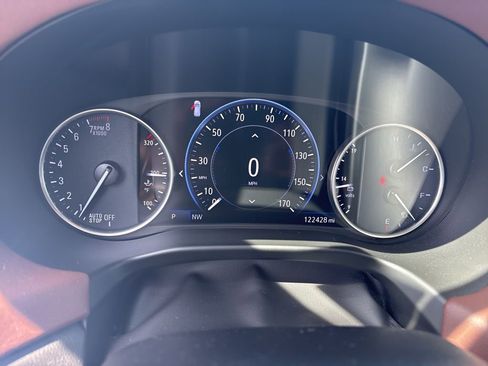 Used 2020 Buick Enclave Avenir w/ Avenir Technology Package image 11