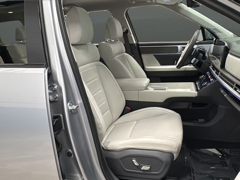 Used 2024 Hyundai Santa Fe Calligraphy AWD/4WD image 23