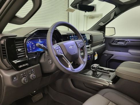 New 2026 Chevrolet Silverado 1500 ZR2 image 38