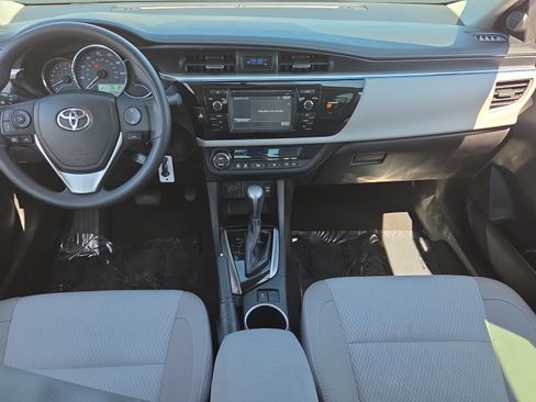 Used 2016 Toyota Corolla LE FWD image 13