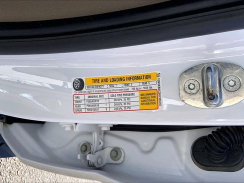 Used 2017 Chevrolet Tahoe LT AWD/4WD image 37