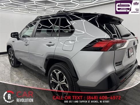 Used 2022 Toyota RAV4 XSE image 4