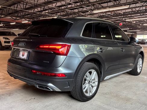Used 2023 Audi Q5 2.0T Premium w/ Convenience Package AWD/4WD image 8