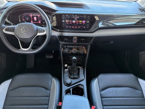 Used 2022 Volkswagen Taos SEL image 17