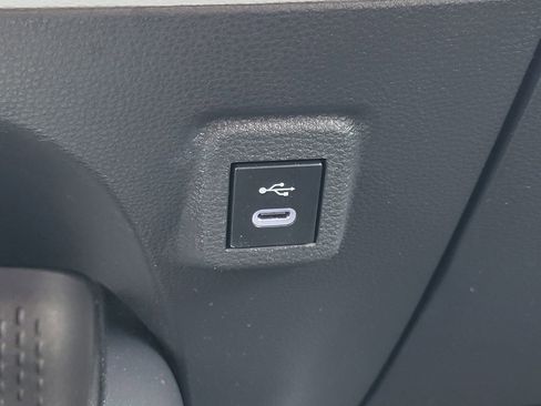 Used 2023 Toyota Corolla SE w/ SE Premium Package image 12