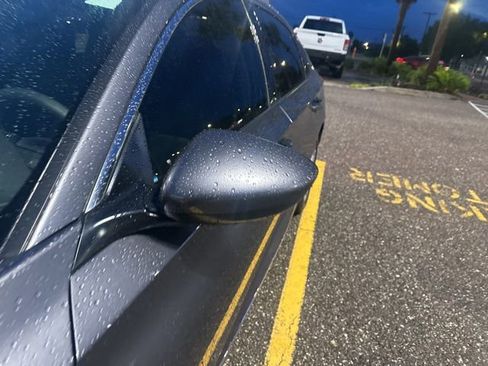 Used 2019 Honda Accord EX image 18
