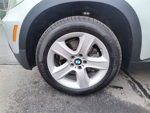 Used 2010 BMW X5 xDrive35d image 10